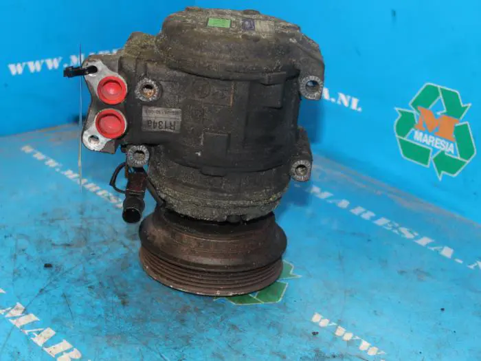 Air conditioning pump Kia Cerato