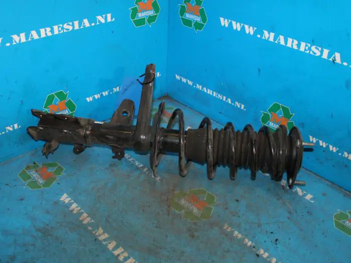 Front shock absorber rod, right Toyota IQ