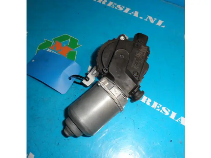 Front wiper motor Toyota IQ