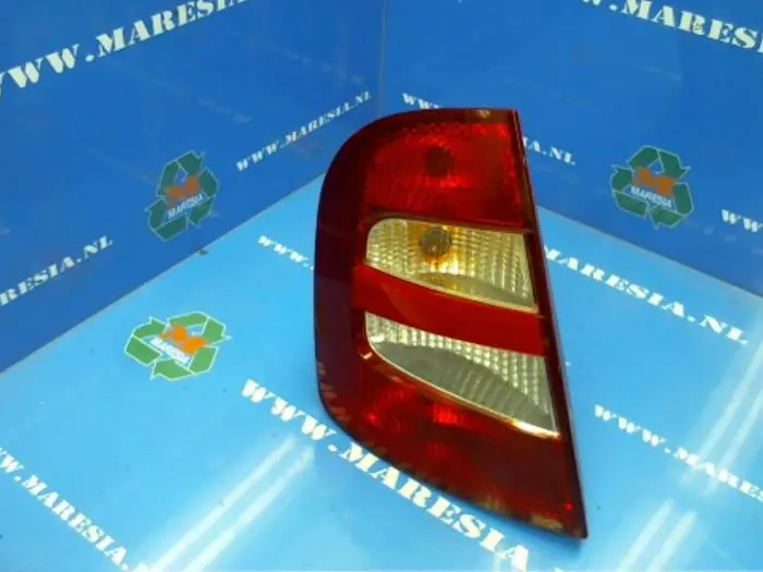 Taillight, left Skoda Fabia