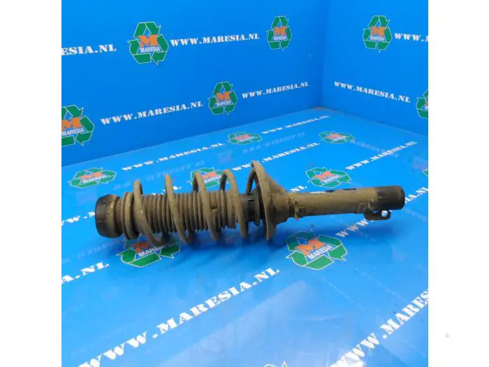 Front shock absorber rod, left Audi A3