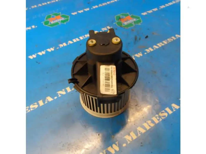 Heating and ventilation fan motor Ford KA