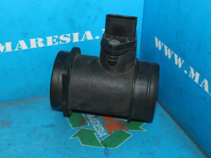 Airflow meter Volkswagen Passat