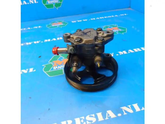 Power steering pump Mitsubishi Space Star