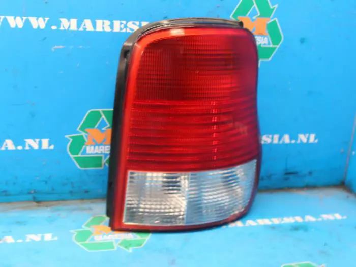 Taillight, right Kia Carnival