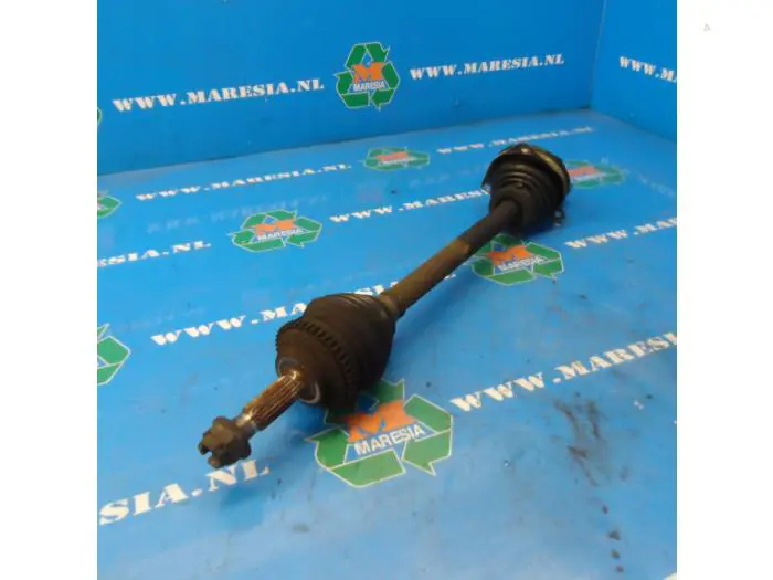 Front drive shaft, left Renault Twingo