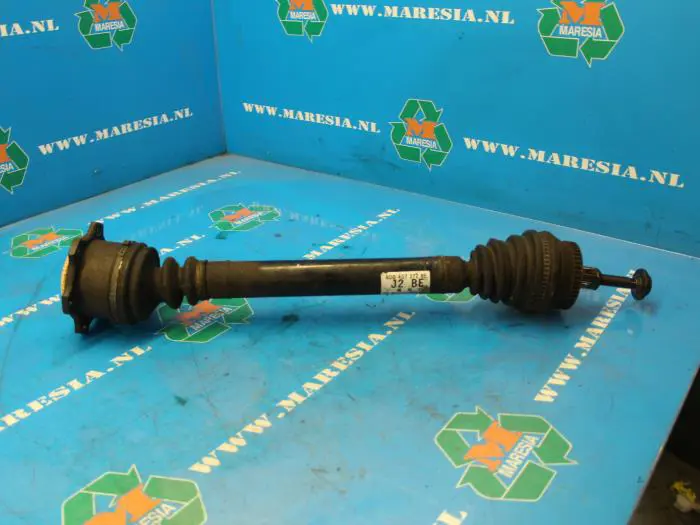 Front drive shaft, right Audi A4