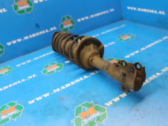 Front shock absorber rod, right Toyota Yaris