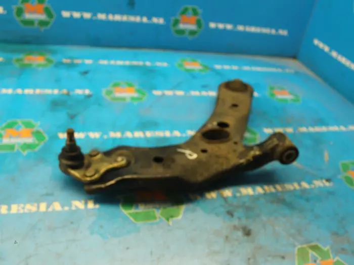 Front lower wishbone, right Toyota Rav-4