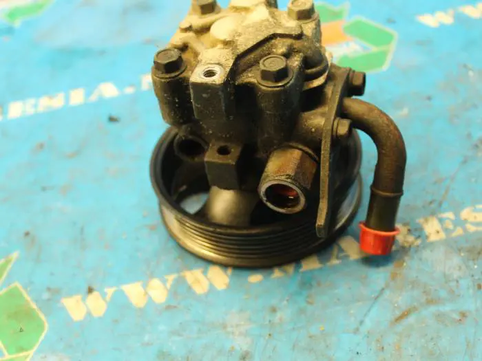 Power steering pump Toyota Yaris