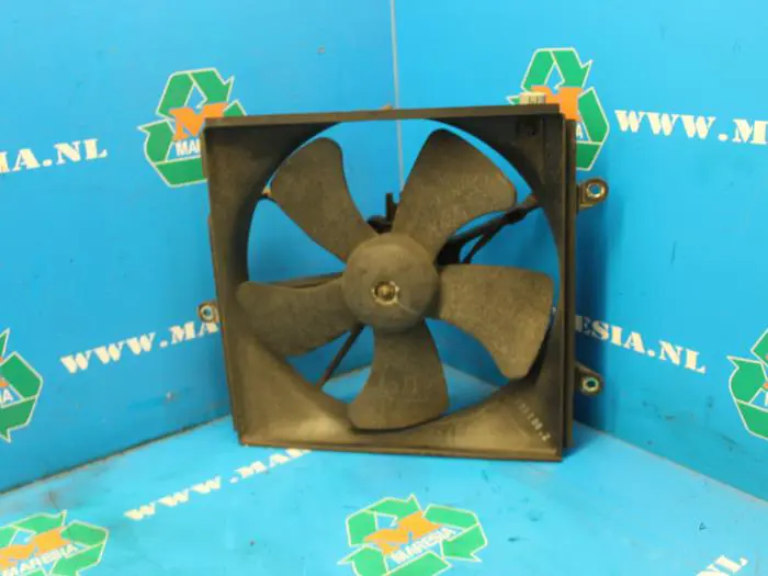 Cooling fans Toyota Avensis