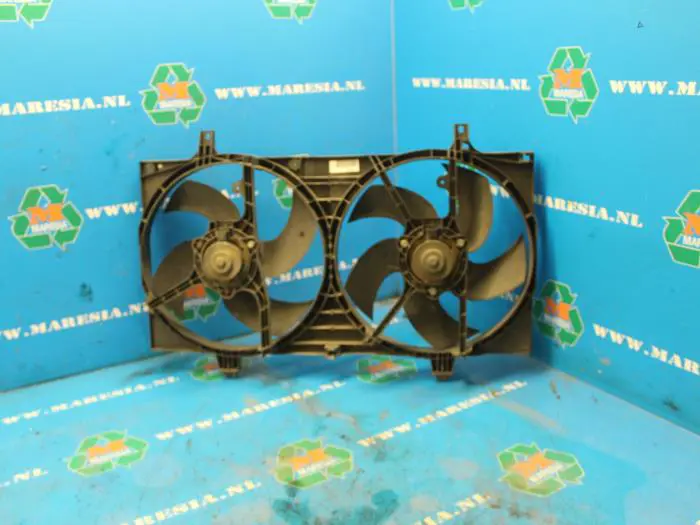 Cooling fans Nissan Primera