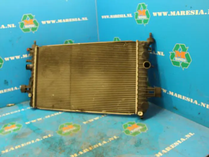 Radiator Opel Astra