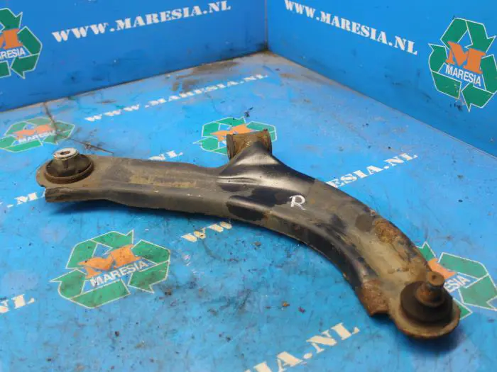 Front lower wishbone, right Nissan Micra