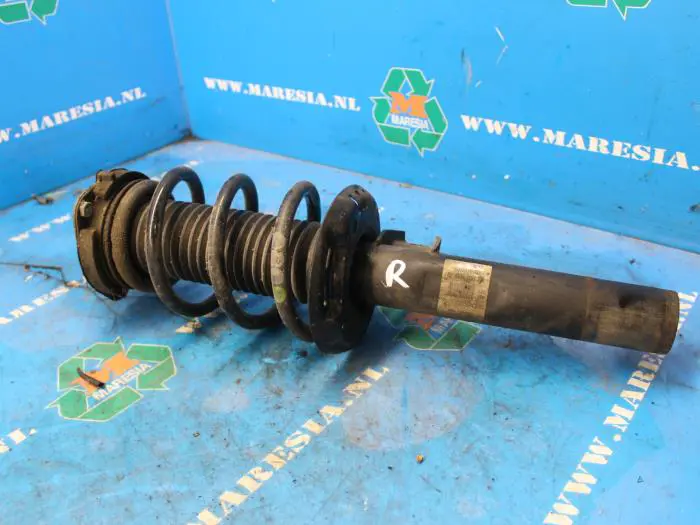 Front shock absorber rod, right Audi A3