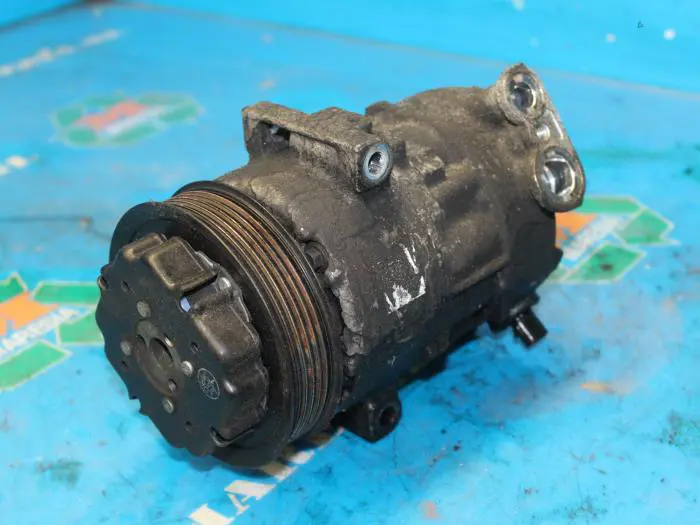 Air conditioning pump Opel Corsa