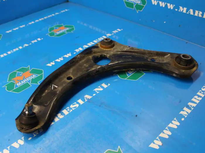 Front lower wishbone, left Nissan Micra