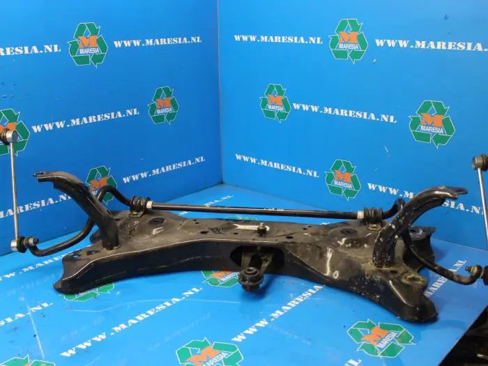 Subframe Nissan Micra