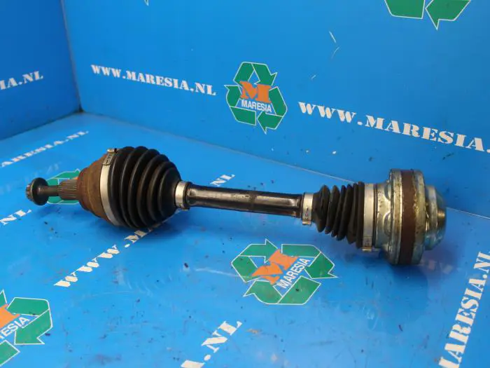 Front drive shaft, left Volkswagen Golf