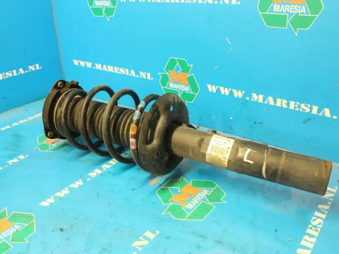 Front shock absorber rod, left Volkswagen Jetta