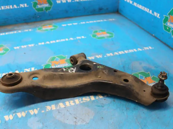 Front lower wishbone, right Suzuki Alto