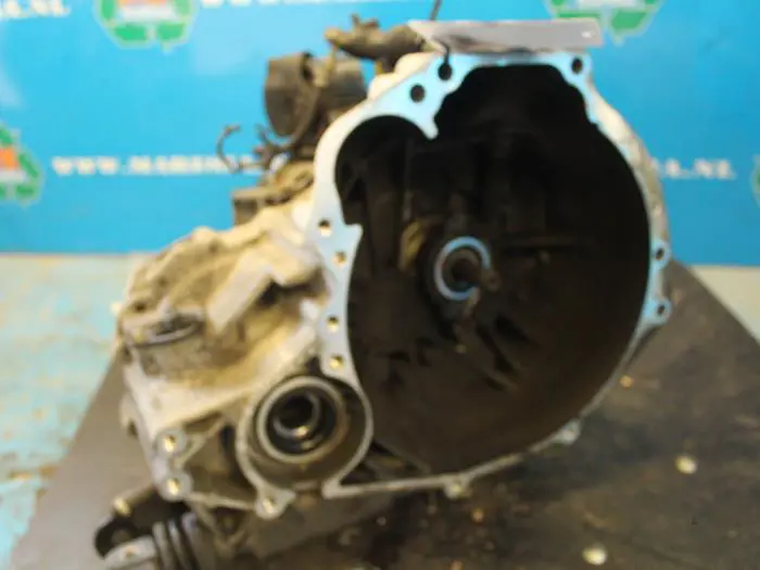 Gearbox Nissan Primera