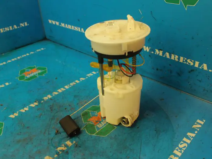 Electric fuel pump Opel Agila