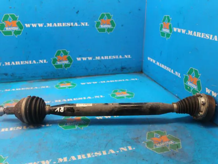 Front drive shaft, right Skoda Roomster