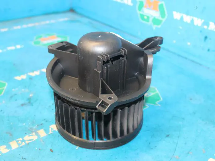 Heating and ventilation fan motor Citroen Berlingo