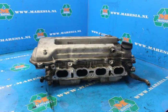 Cylinder head Toyota Avensis