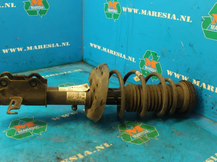 Front shock absorber rod, right Opel Astra