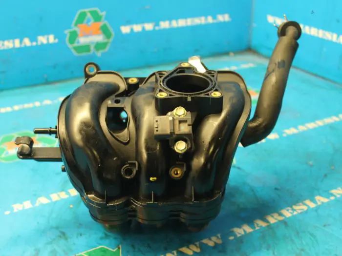 Intake manifold Toyota Aygo