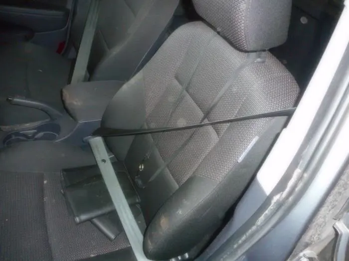 Front seatbelt, left Hyundai I30