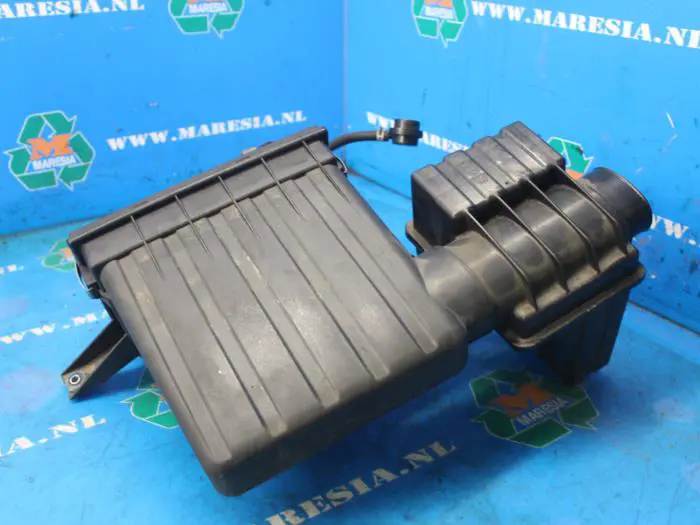 Air box Suzuki Swift