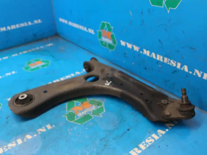 Front lower wishbone, right Seat Ibiza