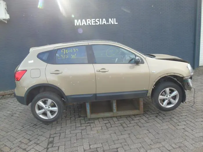 Nissan Qashqai+2